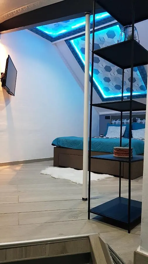 Ferienwohnung Le Petit Luxembourg Montignies-sur-Sambre Belgien