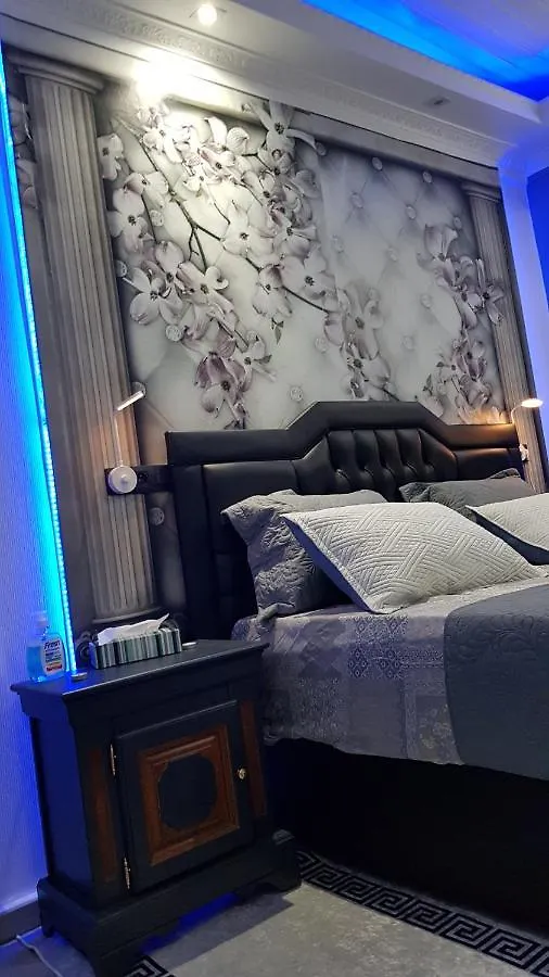 Apartment Ferienwohnung Le Petit Luxembourg Montignies-sur-Sambre Belgien
